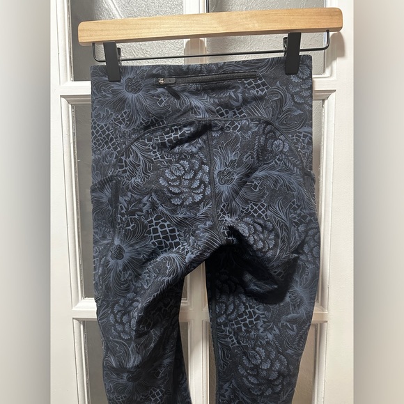 Lululemon Speed Up Crop-Nouveau Mach Blue Black - Picture 10 of 12